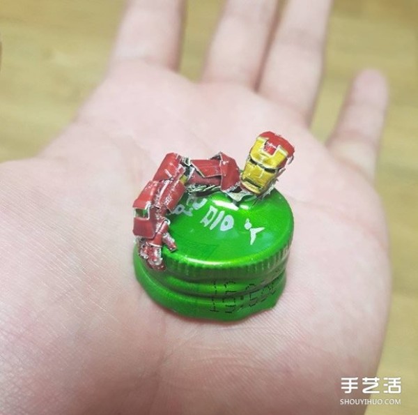 Bottle cap Iron Man handmade metal bottle cap DIY with super dexterity