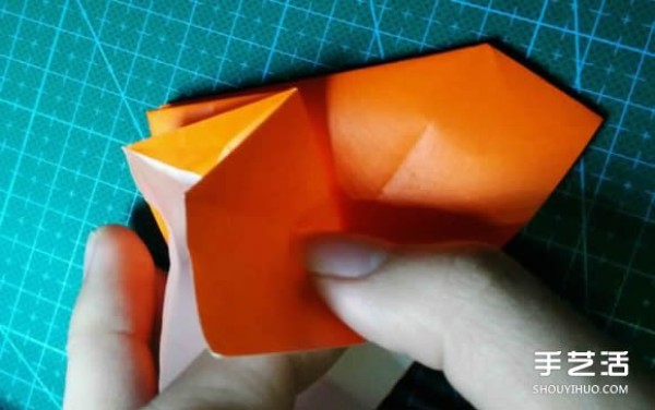 How to make an origami kingfisher with detailed instructions on how to fold a kingfisher