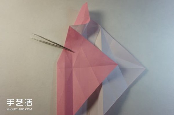 Origami Girls Step-By-Step Illustration and Complex Folding Tutorial for Girls