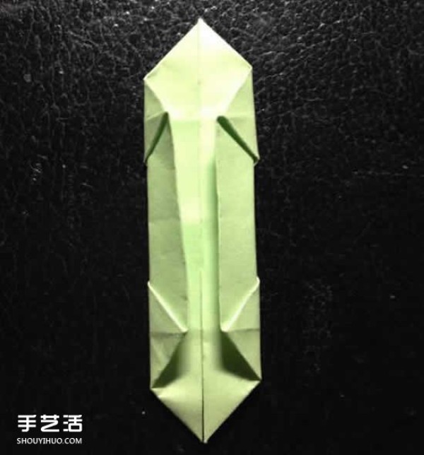 How to fold a four-leaf clover, a simple four-leaf clover origami tutorial with two pieces of paper