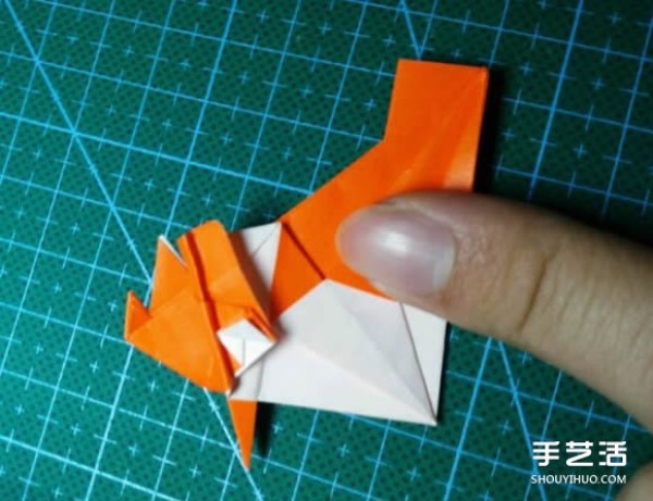 How to make an origami kingfisher with detailed instructions on how to fold a kingfisher