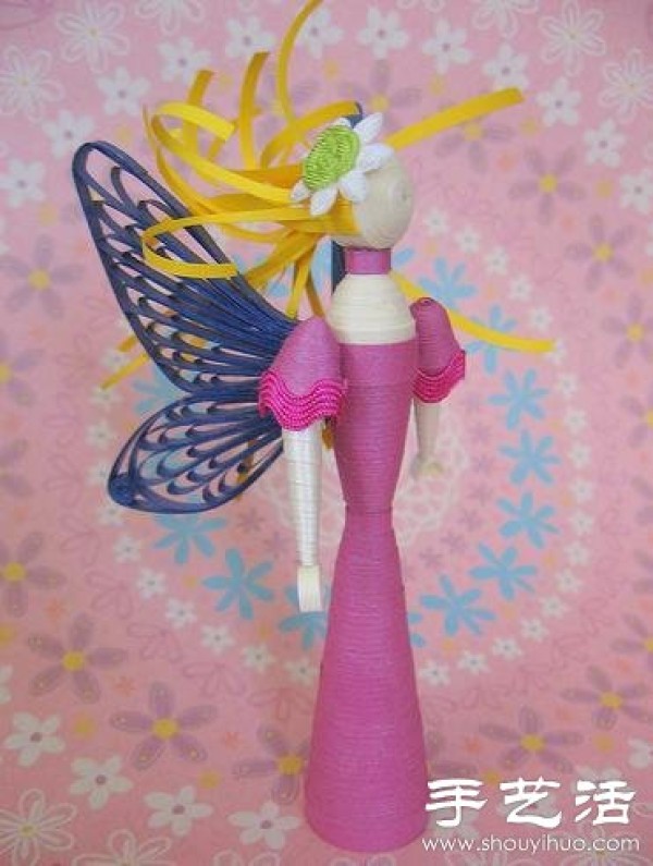 Simple and cute handmade paper quilling works