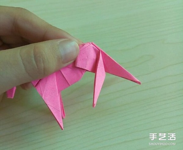 Hideo Komatsus Horse Origami Illustration, a Super Detailed Three-dimensional Horse Origami Tutorial