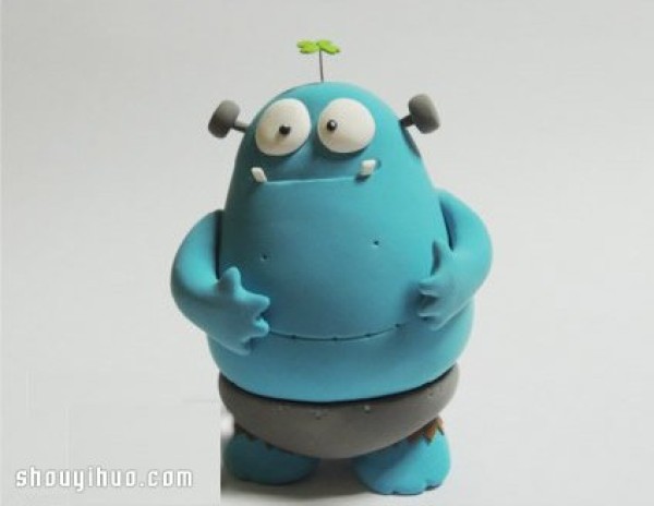 DIY tutorial on making ultra-light clay with cute little monster dolls