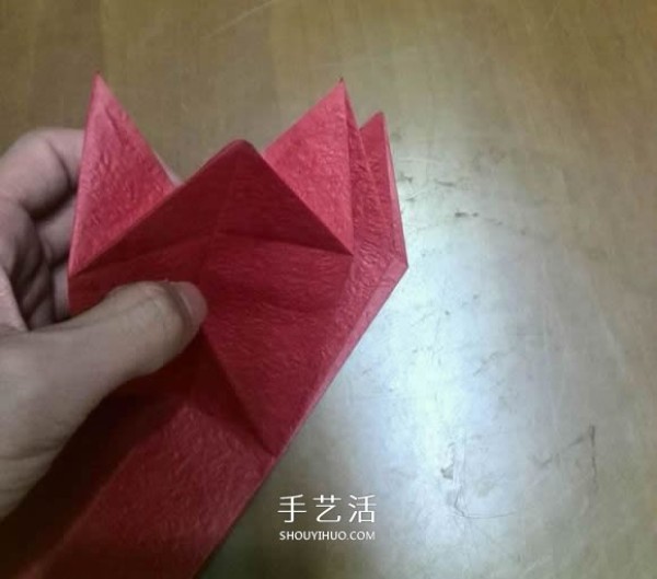 Illustration of the origami method of the Six-Winged Seraph Heart, many detailed steps! 