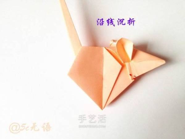 Illustrated Three-dimensional Mouse Origami Tutorial: Steps for Folding a Lifelike Mouse