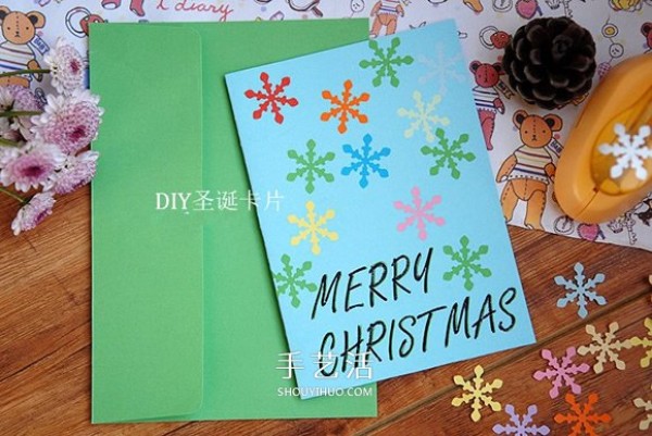 DIY Christmas card making tutorial and feel the little beauty of flowing colors