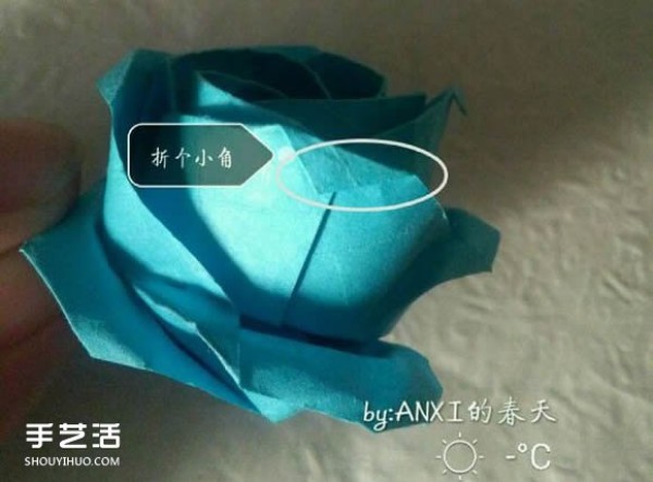 Illustration of the folding method of the New Kawasaki Rose. Handmade origami New Kawasaki Rose.Rose Steps