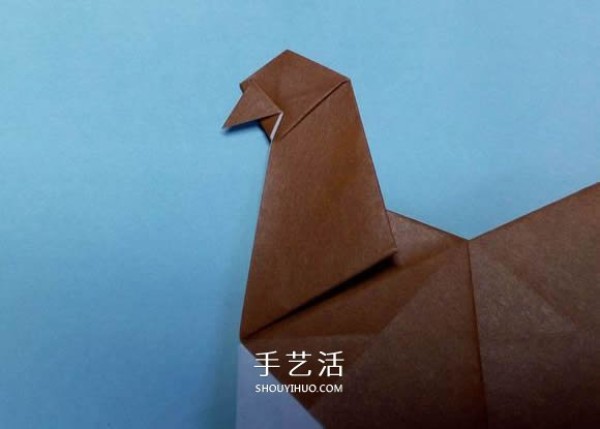 How to fold an origami hen with illustrations and steps of folding a hen