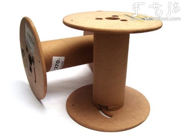 DIY creative bench for environmentally friendly use of cable reels