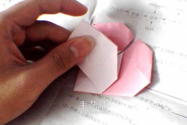 Illustrations on how to fold Valentines Day love origami with wings to make a perfect match