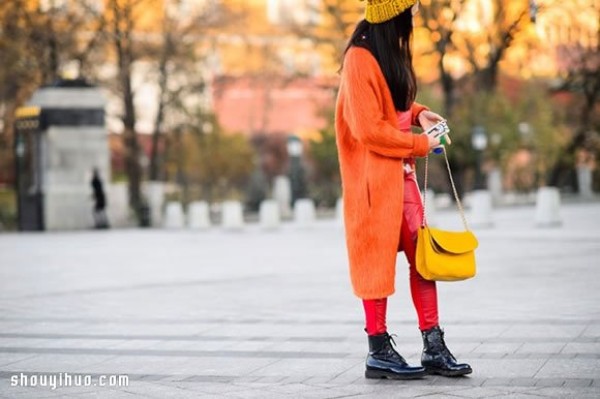 Russian street photography of beauties wearing clothing reveals different fashion trends