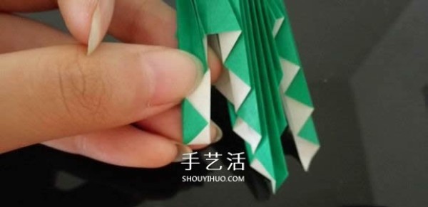 How to Origami a Hot Air Balloon, Illustrated Tutorial on the Folding of a Hot Air Balloon