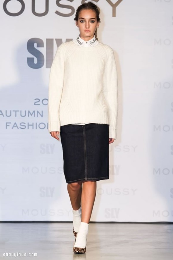 MOUSSY & SLYs autumn and winter womens clothing creates a British retro style