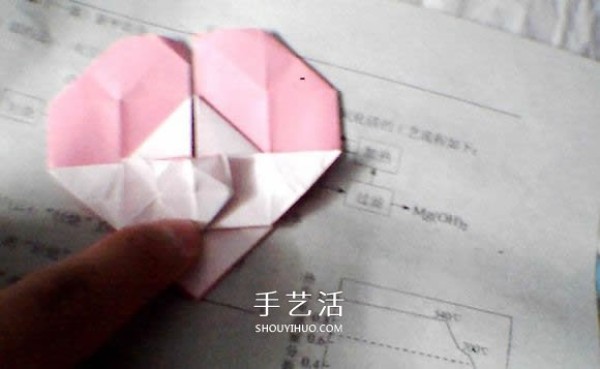 Illustrations on how to fold Valentines Day love origami with wings to make a perfect match