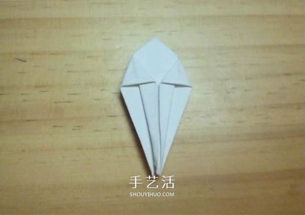 Illustration of folding method of Mandala flower, how to fold white Bana flower by hand