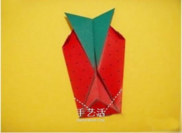 Childrens Origami Strawberry Tutorial with Simple Strawberry Folding Illustrations