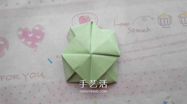 A tutorial on how to fold a diamond rose and a tutorial on how to fold a diamond rose