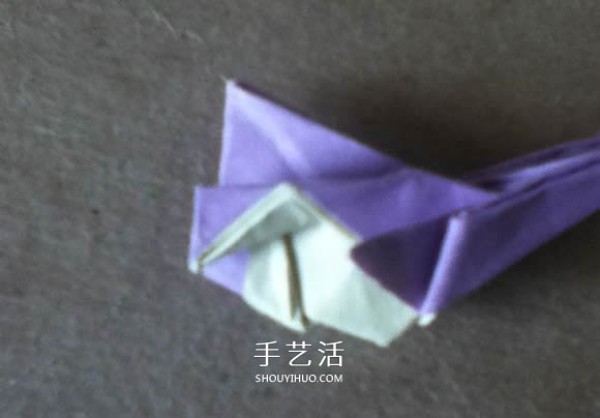 Wear the cat around youside! Illustration of the origami method of cat head ring