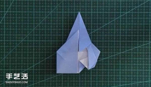 Handmade origami girls head illustration, step-by-step folding method for a girl with short hair