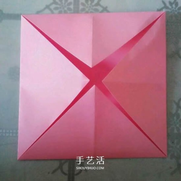 Valentines Day gift box origami illustration, how to fold a beautiful Korean rose gift box