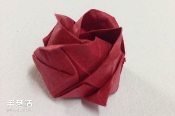 Super detailed illustration of how to fold Kawasaki rose, including flowers and receptacles