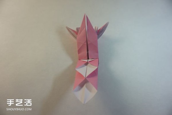 Origami Girls Step-By-Step Illustration and Complex Folding Tutorial for Girls