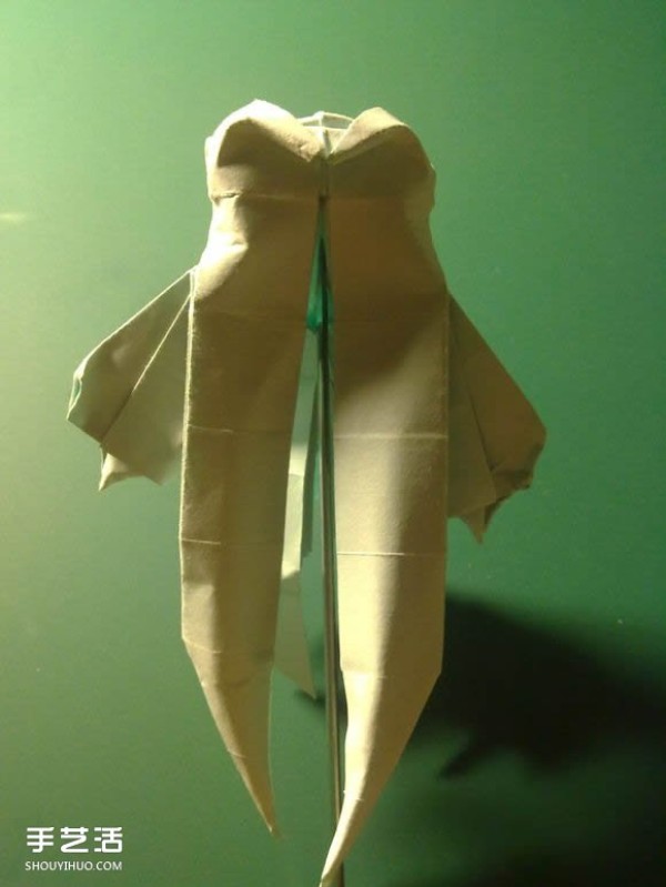 Detailed illustration of the folding process of Hatsune Miku origami