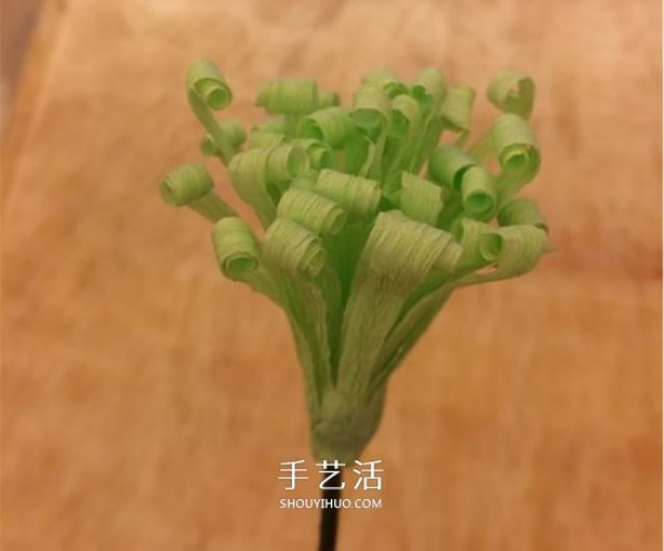 How to make chrysanthemums with crepe paper and make chrysanthemums from crepe paper for Double Ninth Festival