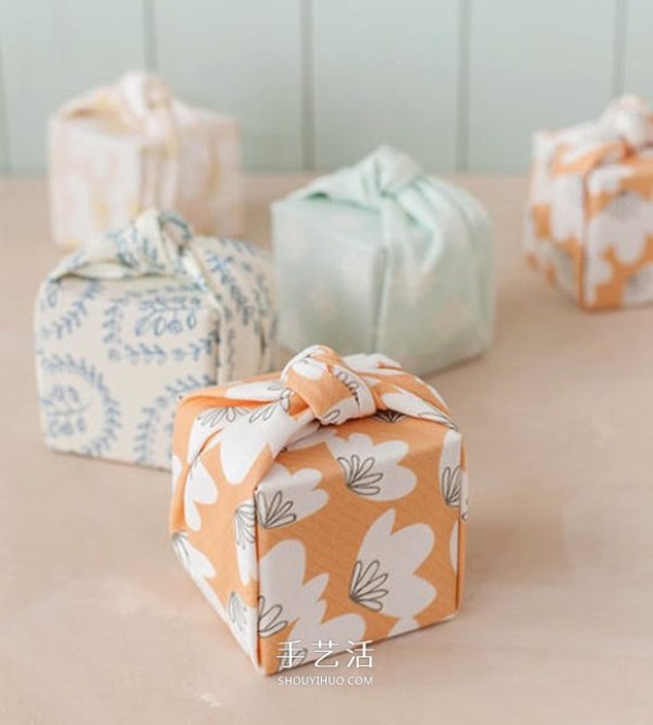 Beautiful and environmentally friendly packaging makes your Christmas gifts more meaningful