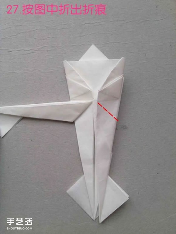 How to fold paper egrets with detailed illustrations of steps for folding three-dimensional egrets