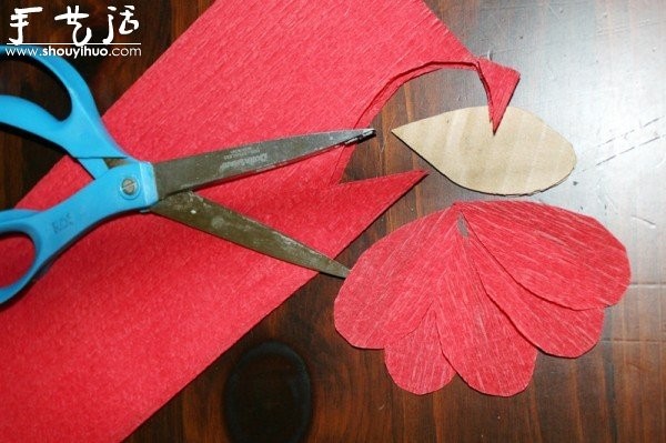 Beautiful paper-cutting of bouquets