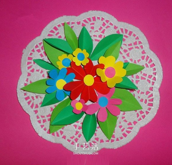 Teachers Day gift flower plate is made of cardboard and handmade beautiful flower plate