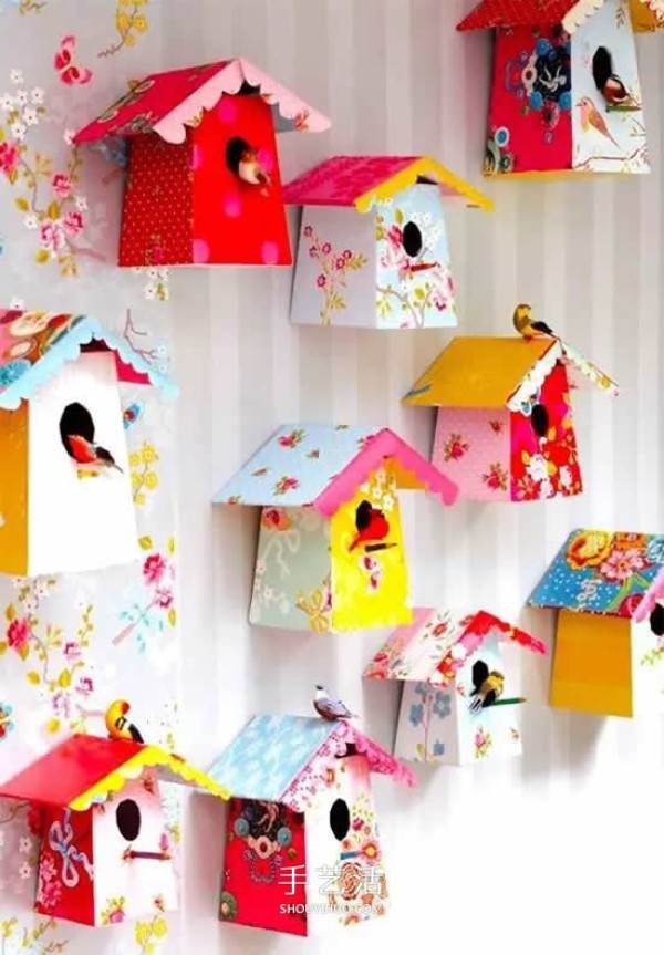 Milk carton waste is used to make beautiful birdcage decorations using small crafts