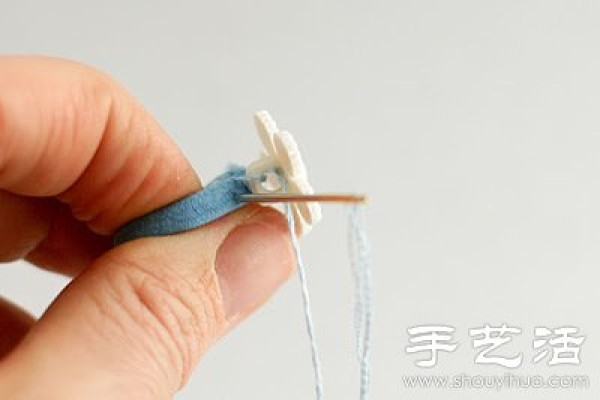 Button + elastic band DIY handmade cute little flower ring