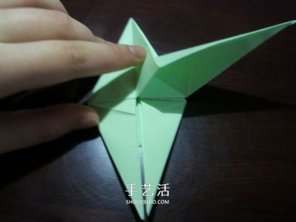 Handmade Crane Dance Origami Illustrated Tutorial: The folding process of three-dimensional paper cranes