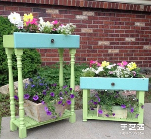 What to do with old furniture at home and transform it into flower pots and flower stands DIY