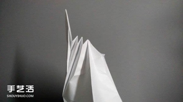 Elsa the Snow Queen origami illustration and three-dimensional female figure origami tutorial