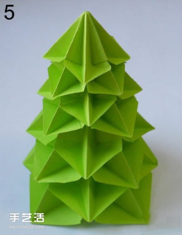 Handmade origami Christmas tree tutorial, simple Christmas tree origami illustrations