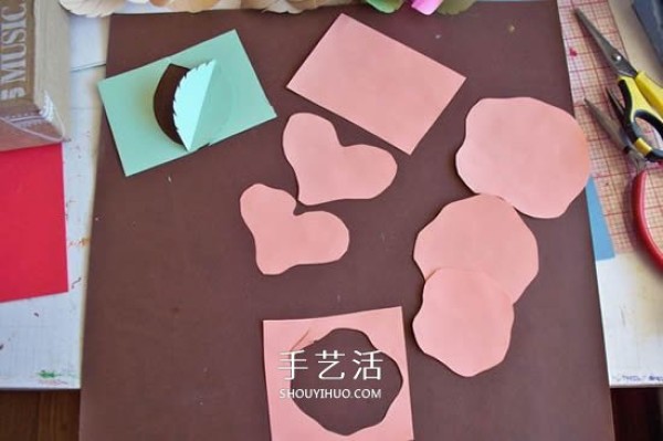 How to make cardboard roses and illustrate how to make simple colored paper roses