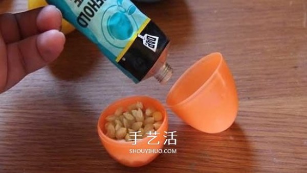 twistHow to use egg waste to make a homemade simple tumbler