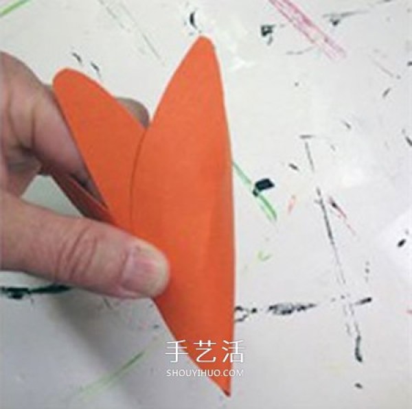 How to make colored paper lilies, simple steps to make lilies