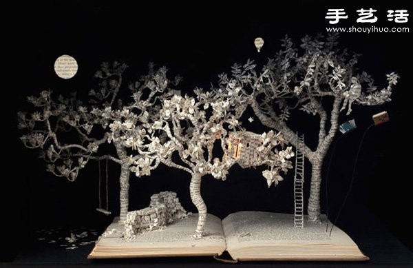 Appreciation of exquisite and delicate book paper sculptures