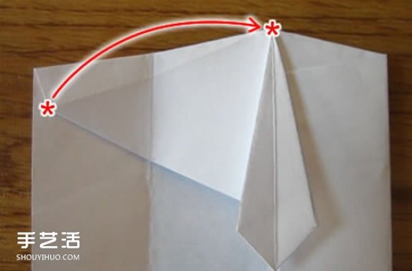 Illustrated tutorial for U.S. dollar origami short-sleeved T-shirt comes with a cute little tie