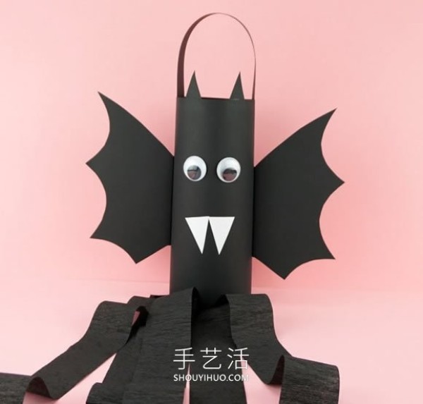 Tutorial on how to make a handmade bat windsock for Halloween