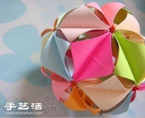 Appreciation of exquisite handmade three-dimensional origami works