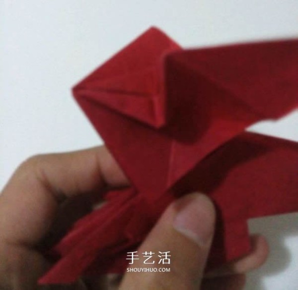 The process of folding the auspicious beast Kirin, the illustrated process of folding the Origami Tetsushi Kamiyas Kirin