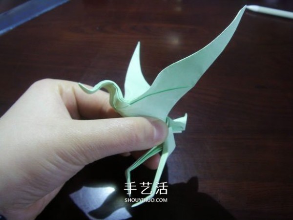 Handmade Crane Dance Origami Illustrated Tutorial: The folding process of three-dimensional paper cranes