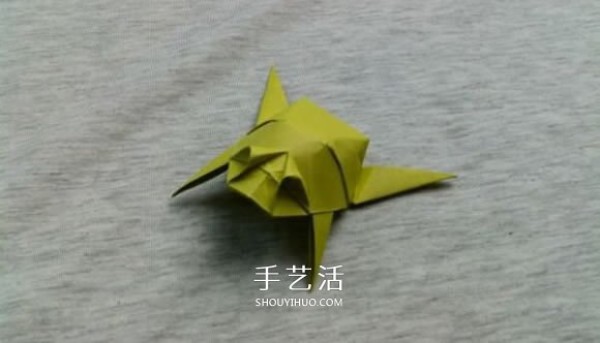 Three-dimensional frog origami step-by-step diagram, complicated methods and pictures of folding a frog