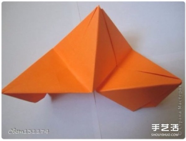 Illustration of origami of handmade three-dimensional bouquet, steps of folding of Russian bouquet